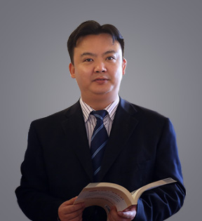        周前进董事,总裁